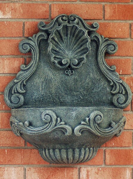 Tuscany Shell Elegant Wall Fountain Garden Decor Lightweight Decorative